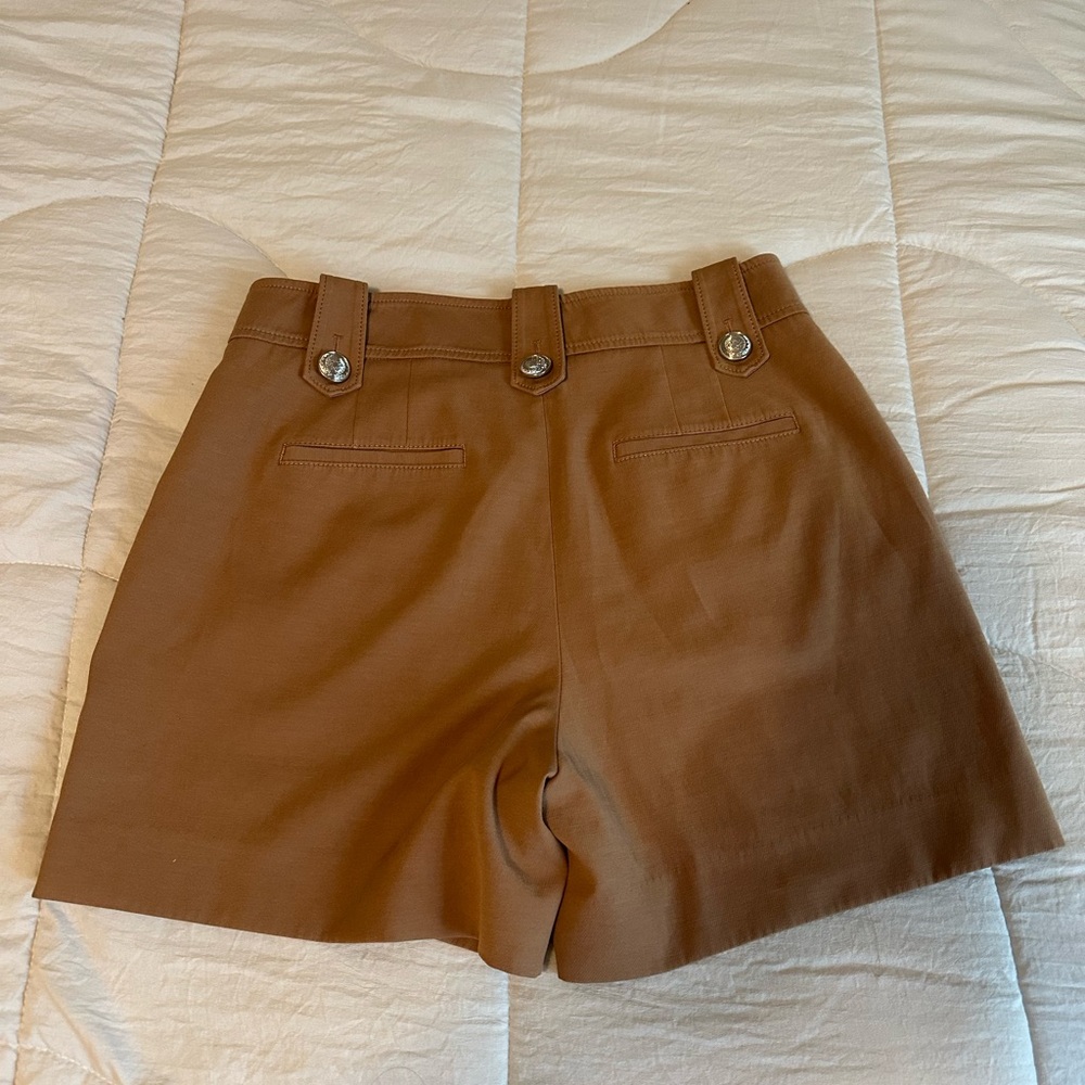 High-Rise Lightweight Button Comfort Stretch Shorts (WHBM)